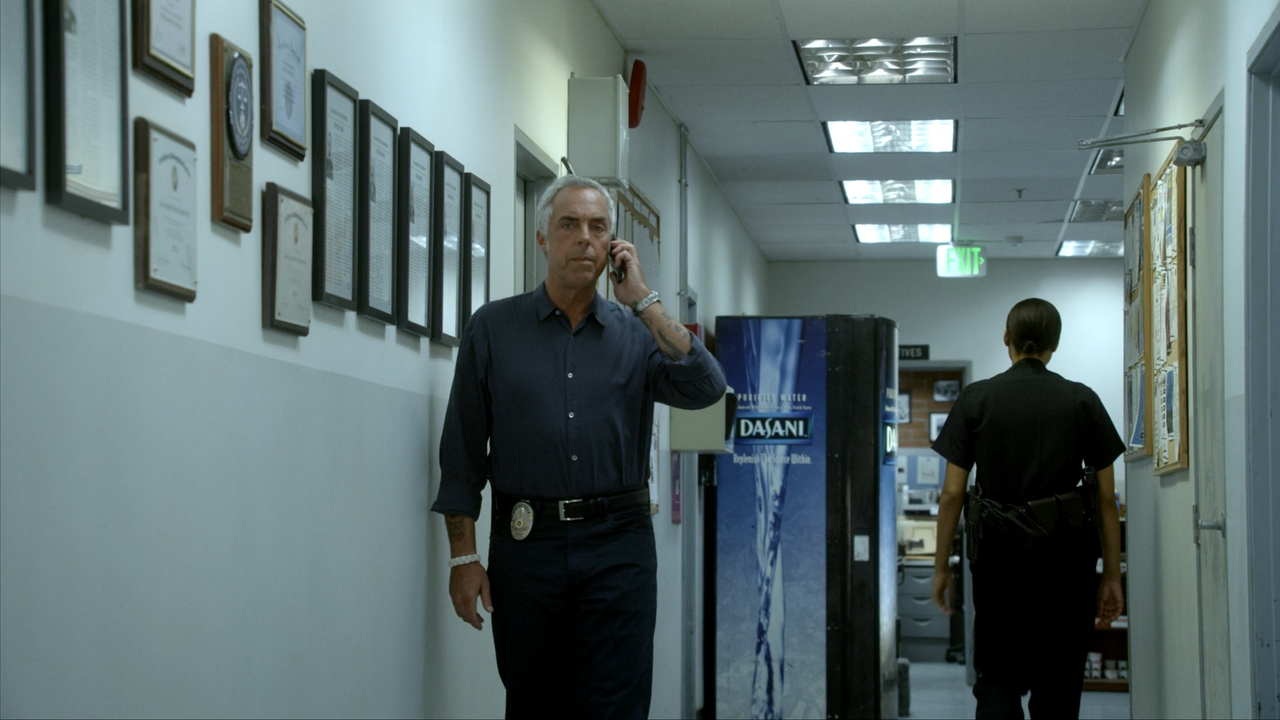 Bosch.5x01.Doppia.verita.ITA.ENG.1080p.WEBMux.H264-Morpheus.mkv_