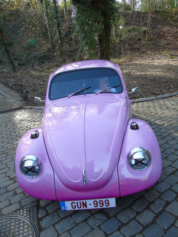 front kever met Sam...