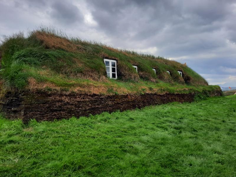 Dia 9: Glaumbær Farm. Hvítserkur. Grundarfjörður. Ólafsvík. - Islandia increíble en 11 días. (3)
