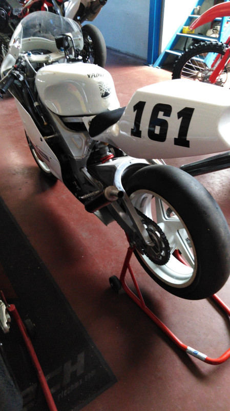 E7F9EEAA-D788-468A-AC90-E50EAABCB8D8