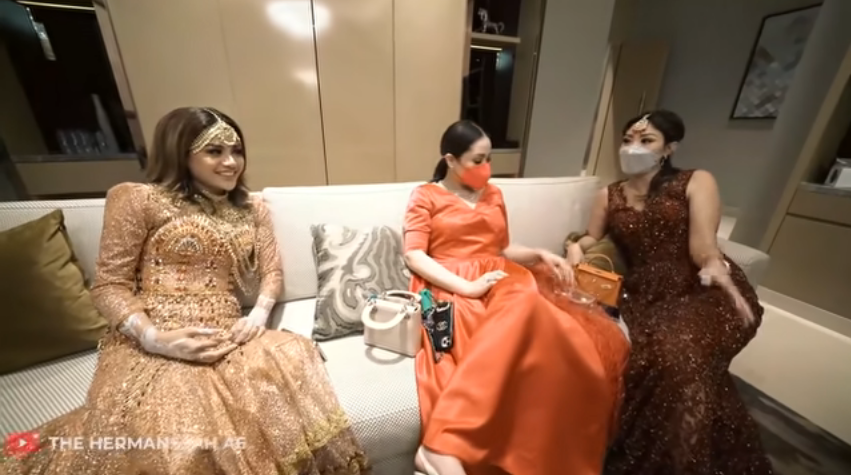 Aurel Hermansyah meminta nasihat soal pernikahan ke Nagita Slavina dan Ayu Dewi