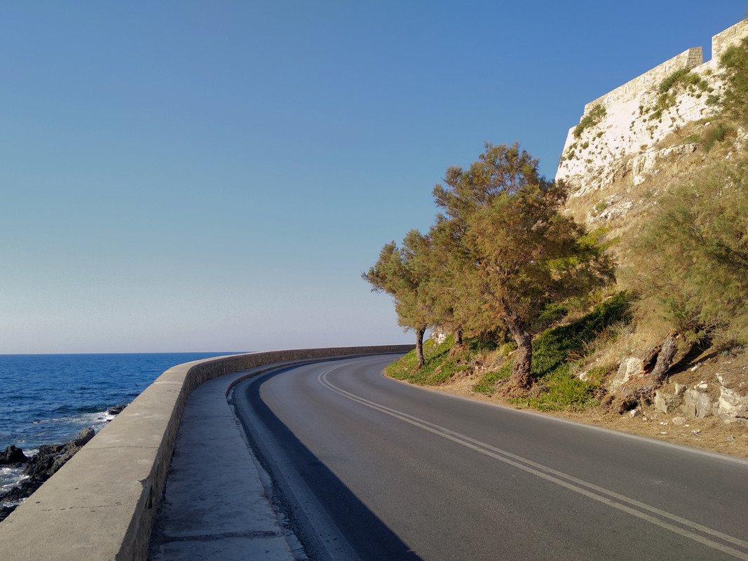 driving in Crete