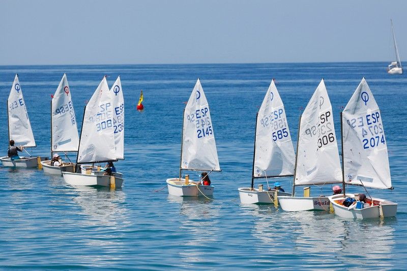 Poste de pilotage d'un bateau