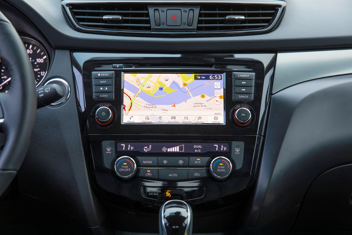 2020 Nissan Rogue Sport (26)