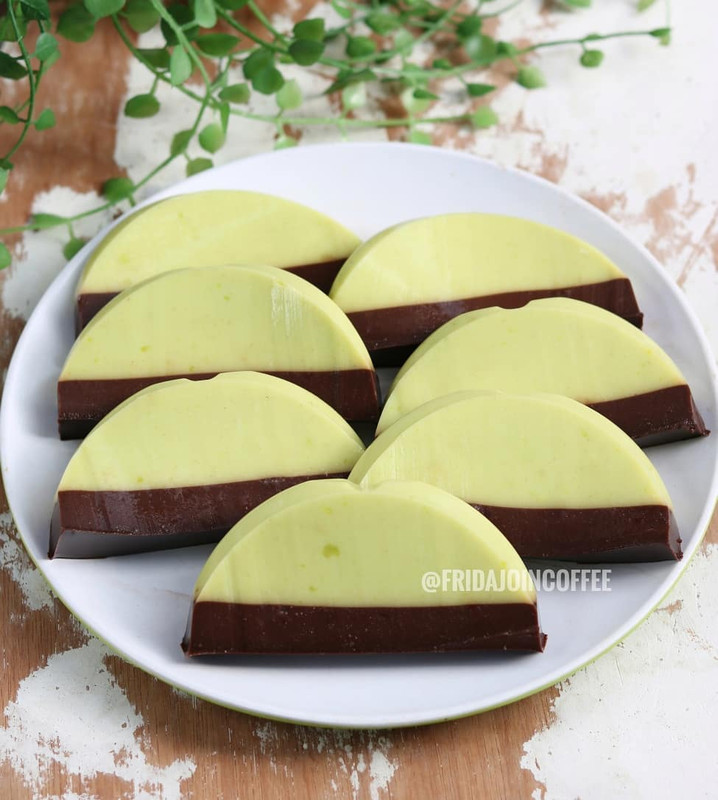Puding Alpukat Coklat