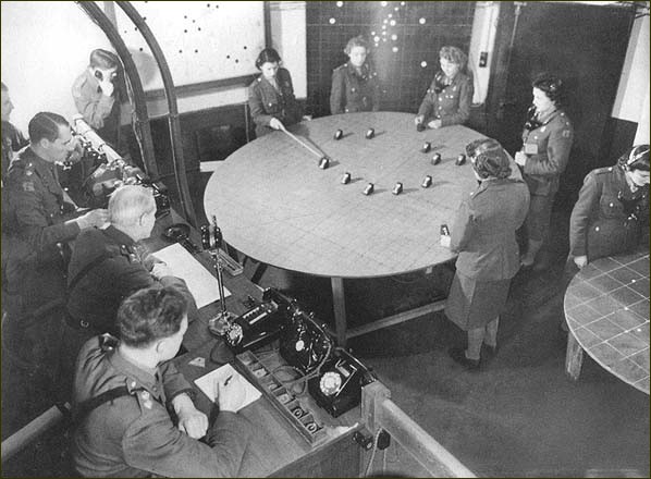 017-Operations-room-WWII.jpg