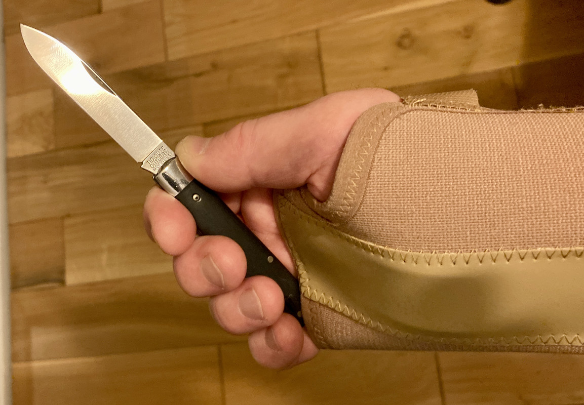 8D865C1E-D01C-45E0-8F0F-05255ABB9F1E