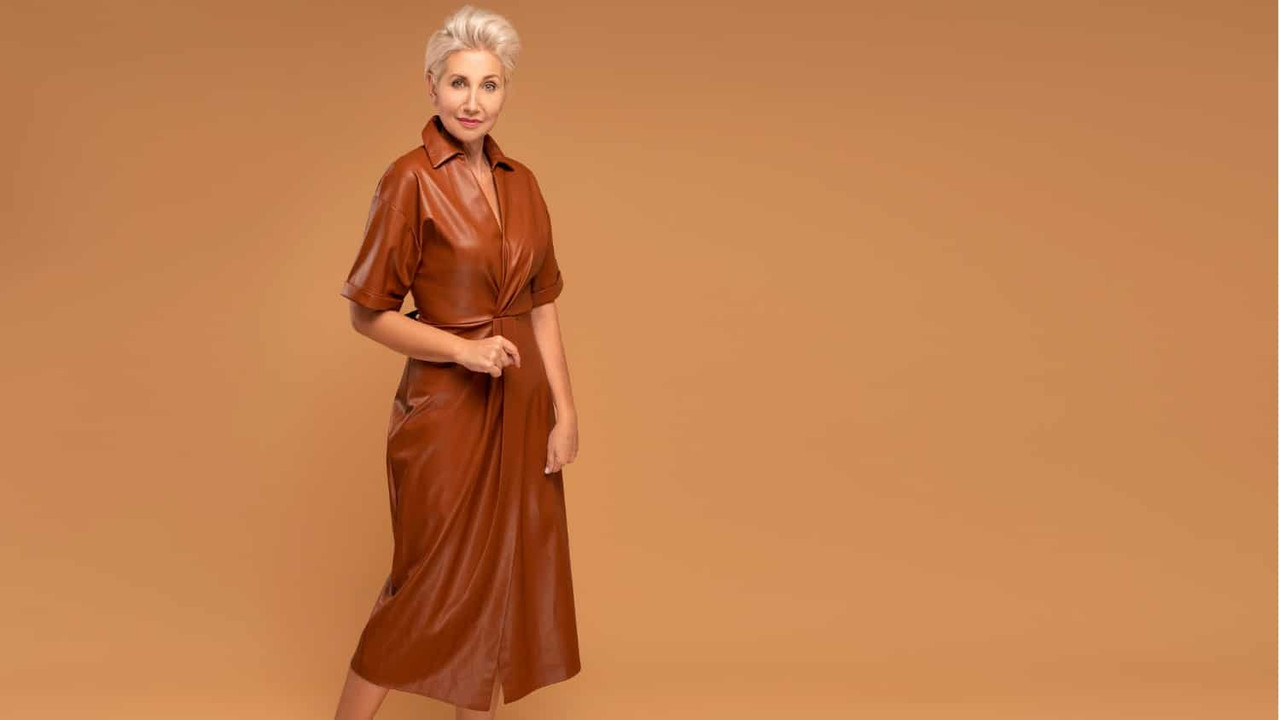 How To Dress Over 50 And Overweight
