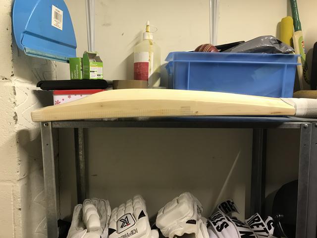 77985E31-C3C0-4151-A27A-E58FE5E3AF03