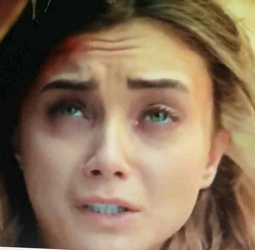 B988E669-F230-4646-A4D8-D0DE5D33CFD1