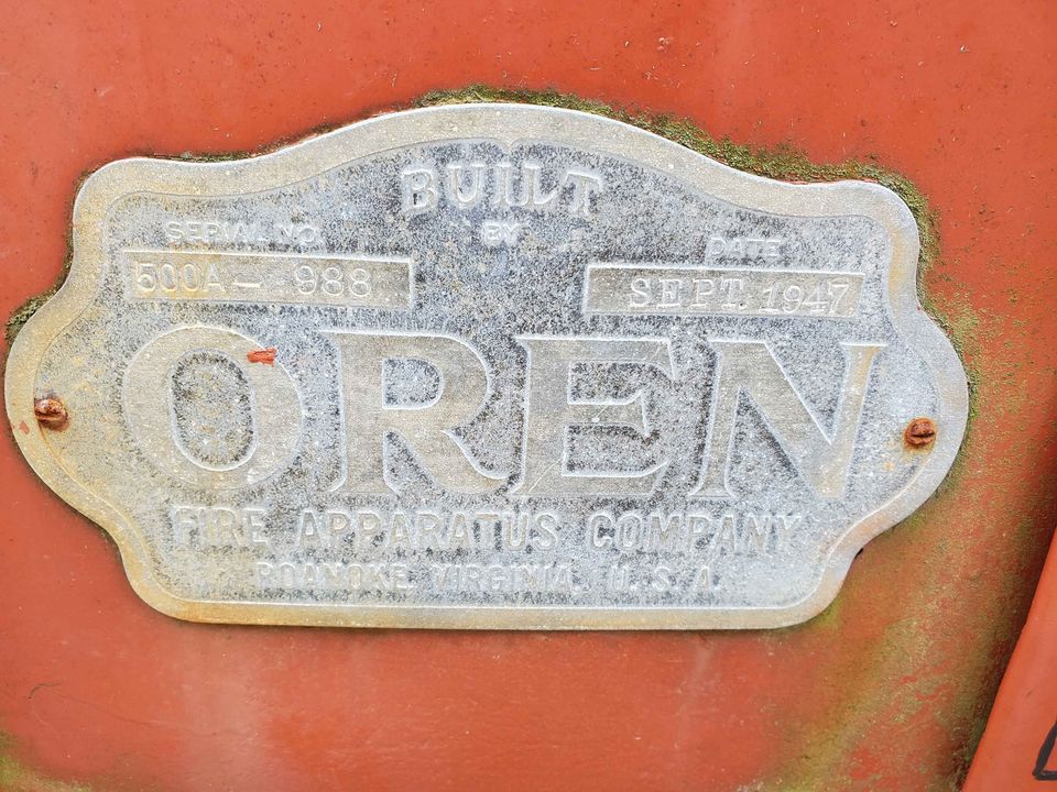 What Am I 5576B Oren 1947 Fire Truck Available Chassis Michael Hunt FB 15