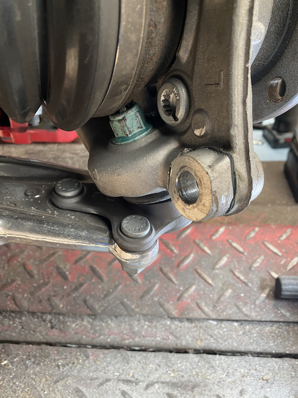 F12C29BA-E38B-4F5D-9AF9-4725375398BC