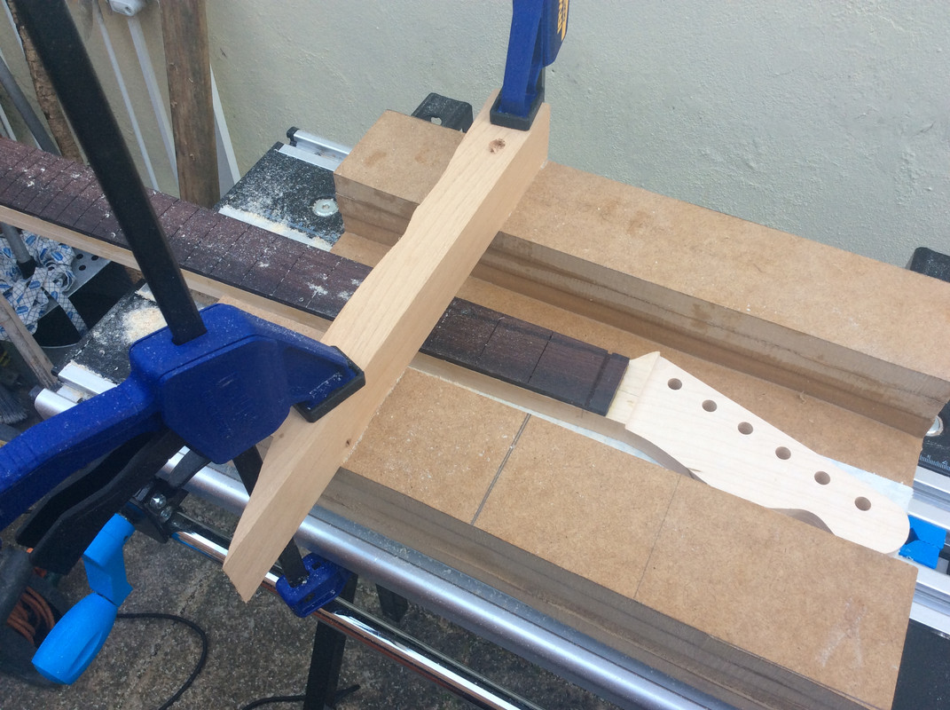 25400870-86A7-47D0-8E87-13B56BD044CD