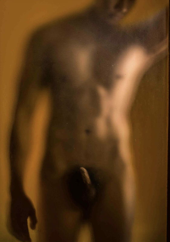 096
