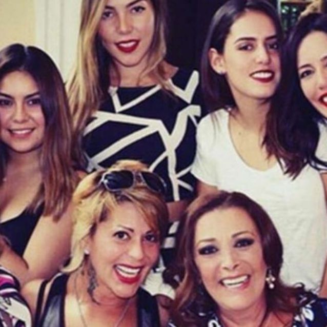 ¿Cómo se llaman los nietos de Silvia Pinal?