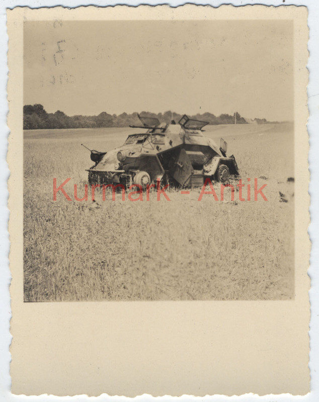 Foto Wehrmacht Nebelwerfer Abt.6 Frankreich Panzer Spähwagen cra