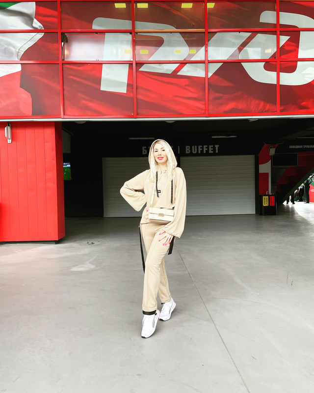 CF4E8488-81D3-459B-93CC-23E566AB289B