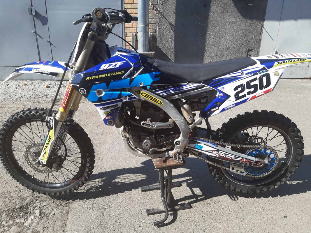 27FB4BB6-E31B-4F78-9C3B-3EE399CA12C8