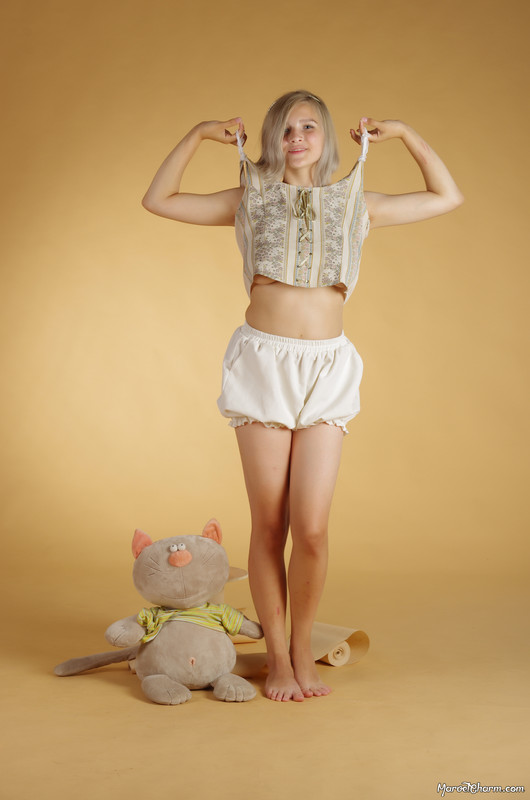 MarvelCharm_Lena-Happy-050