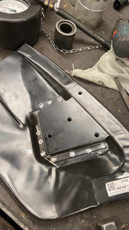 8CE1C135-5BCA-4807-B9CE-65B3C720F835