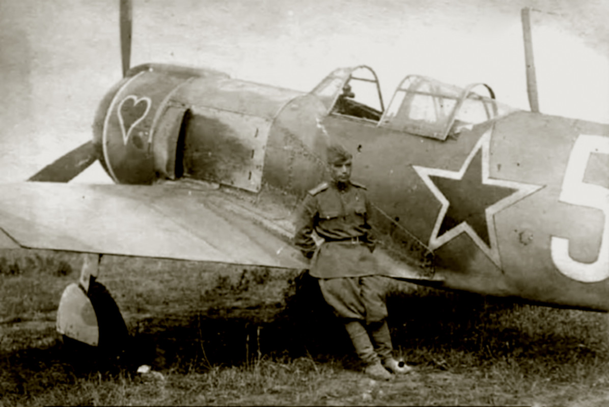 Lavochkin-La-5FN-41GvIAP-White-5x-with-Viktor-Petrovich-Shlepov-Ukrainian-front-1944-01