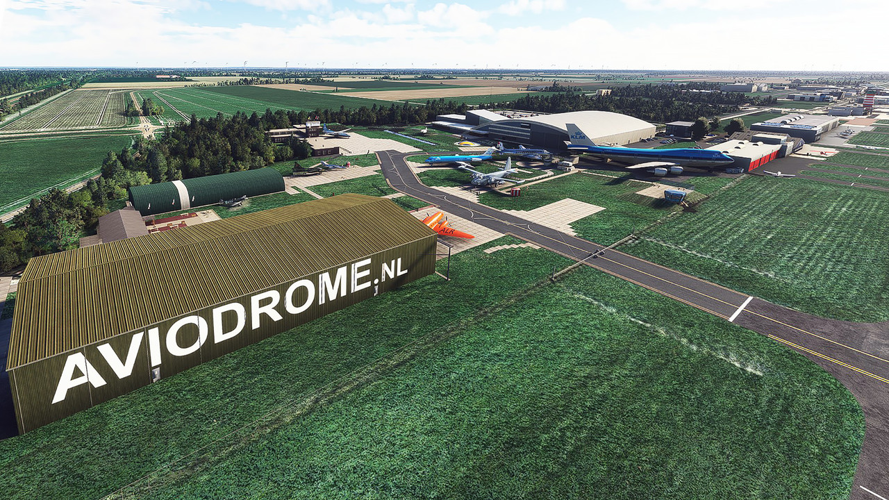 Eelde-Airport-EHLE-11.jpg