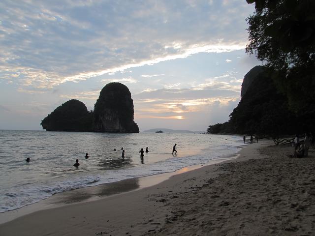 Nuestra primera vez en el Sudeste Asiático. Tailandia en Junio de 2018 - Blogs de Tailandia - Día de relax en Railay (7)