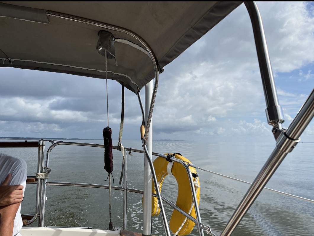 30B65318-D9D8-4B14-870F-631EAE067C4B