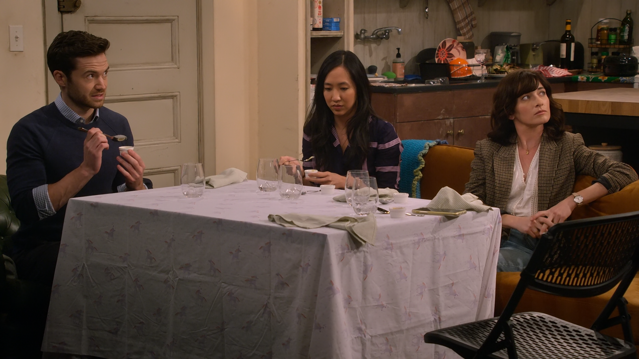 How.I.Met.Your.Father.S01E06.Stacey.1080p.10bit.HULU.WEB-DL.DDP5.1.HEVC-Vyndros.mkv_snapshot_16.42_[