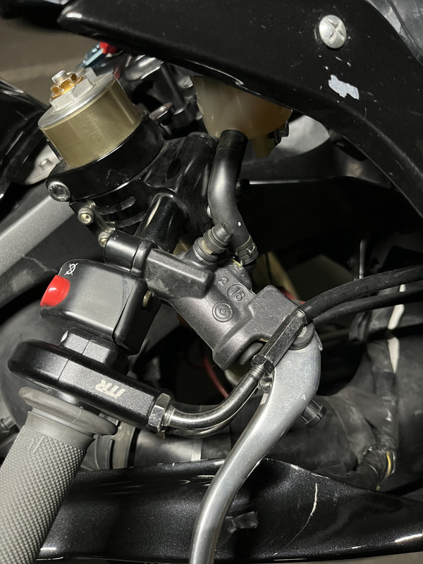 8D8BAD6C-00FC-4D34-AE23-C0DA7DED9FDC