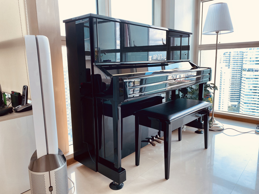 19B72694-987A-453F-ABF4-4443D1657200