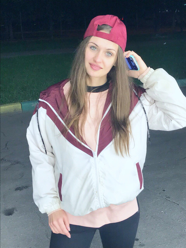 E2FAB318-536C-47D0-9544-812D053F19C7