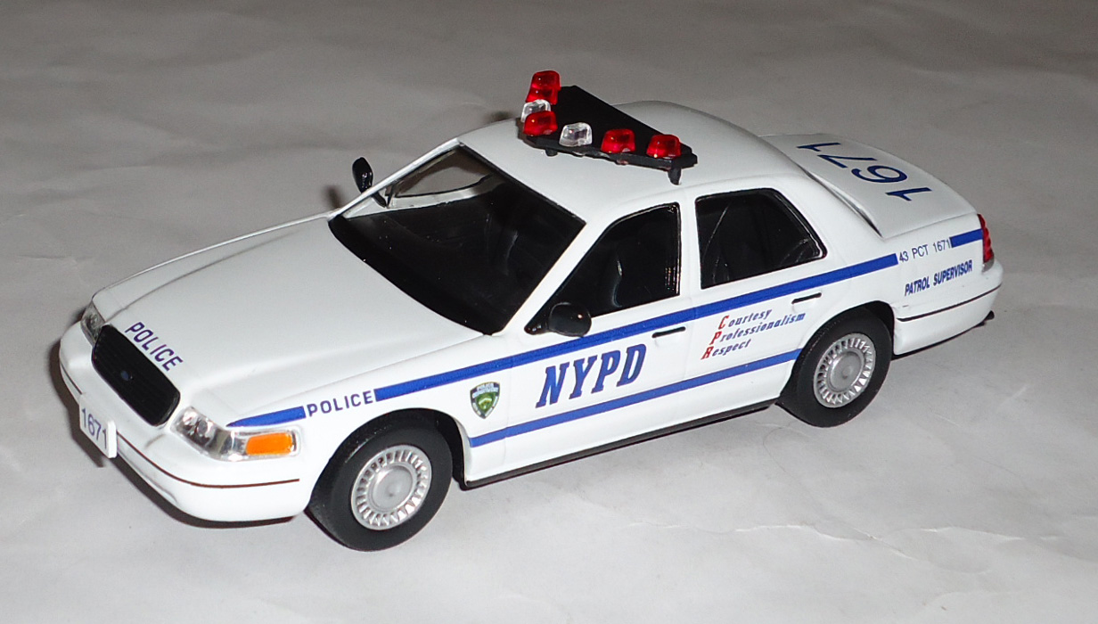 Ford-Crown Victoria Police