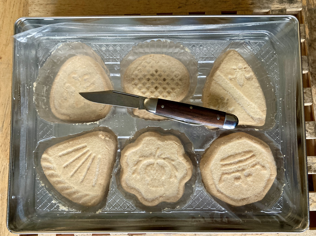 A0F7850C-8964-476C-8E75-3D200445DB73