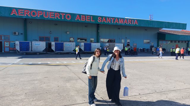 Hotel Iberostar Selection Ensenachos - Blogs de Cuba - DIA 1 - JEREZ-MADRID EN COCHE, SALA VIP, VUELO DE IDA Y LLEGADA AL HOTEL IBEROST (55)