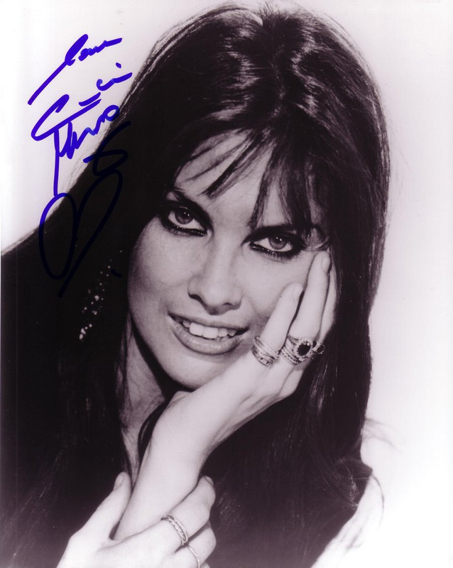 Caroline_Munro_a82