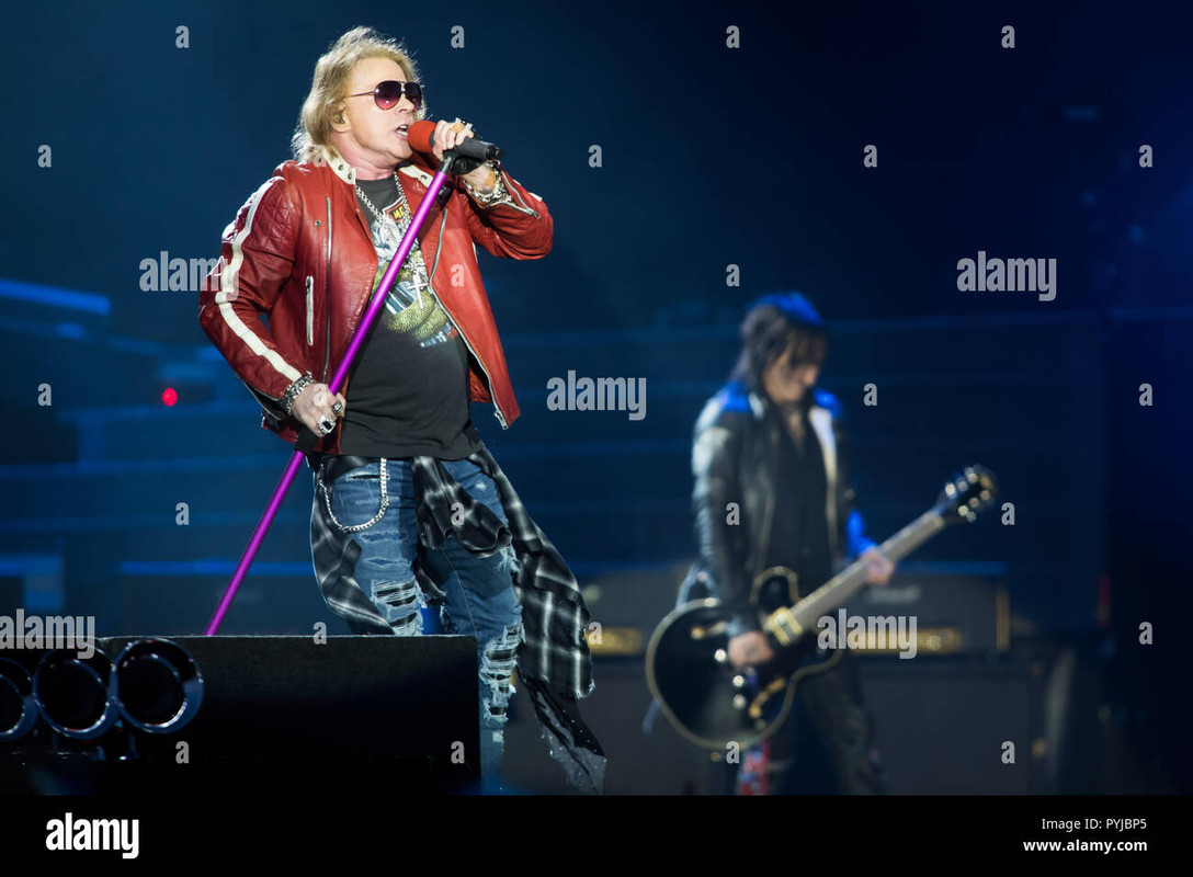 guns-n-roses-perform-in-the-not-in-this-