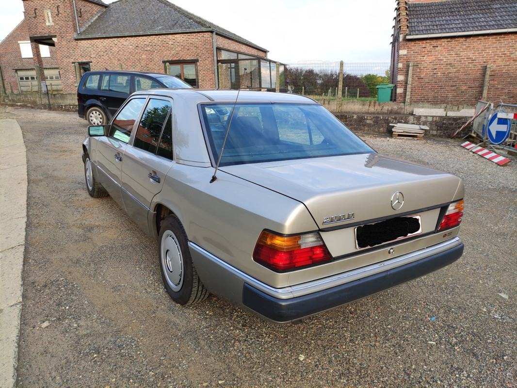 881D17E5-201A-4A8A-BBEC-87F38CD0A3D0