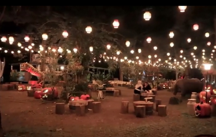 Acara bertajuk 'Halloween Night' digelar di Safari Greens Food Carnival.
