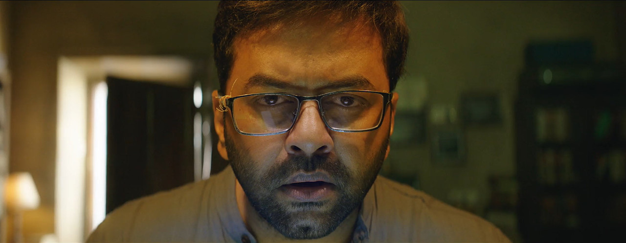 Lucifer 2019 WebRip [Hindi + Tamil + Telugu + Malayalam] 480p, 720p, 1080p ESub Screenshot