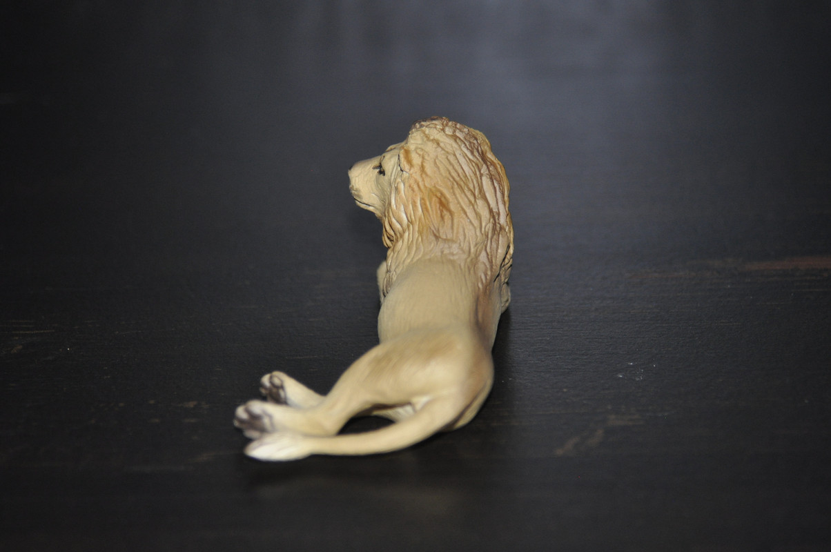 Eikoh Lion Figure Walkaround DSC7189