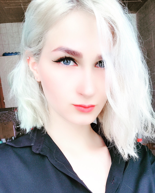 7FFC03B0-081A-4DBA-84C0-EC87FF256103