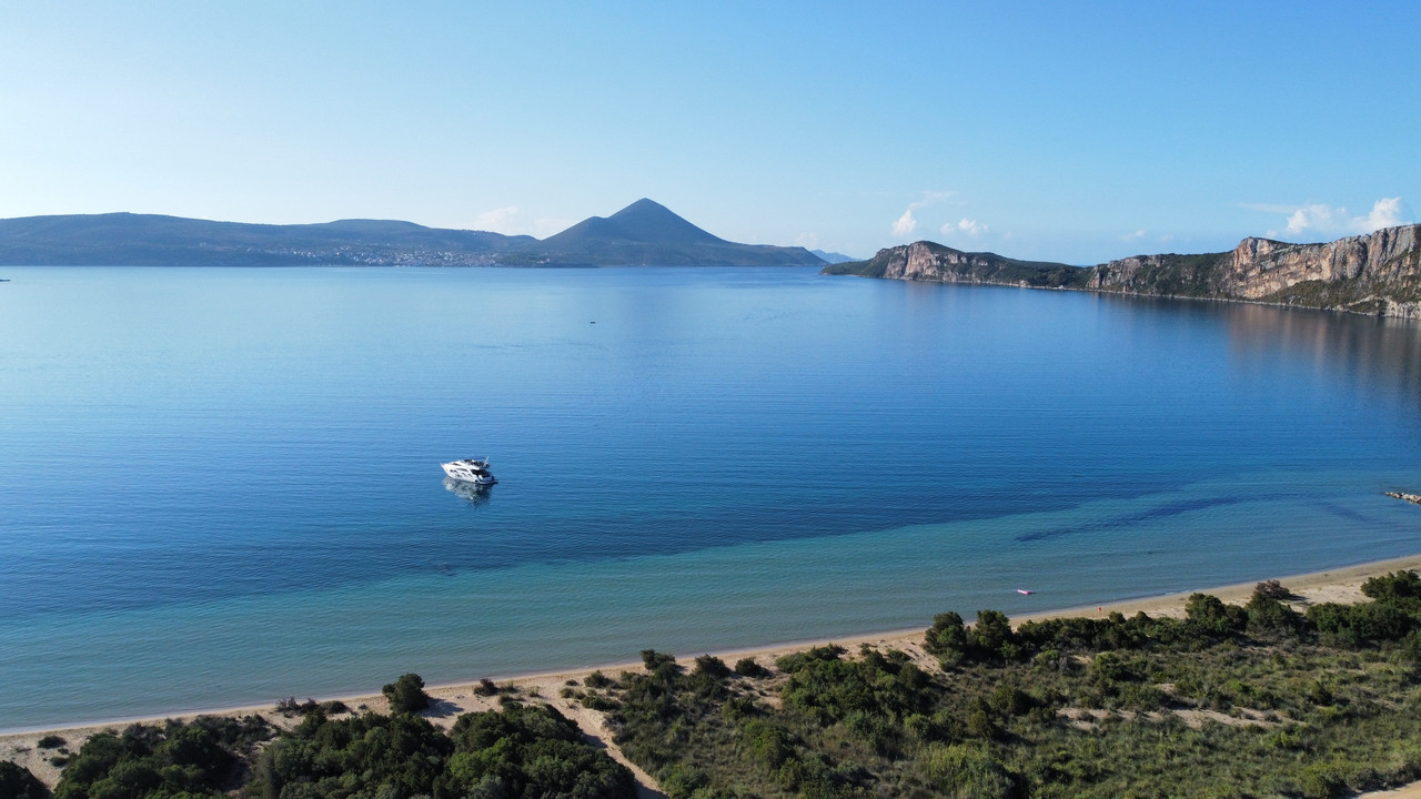 268AAE89-9342-46A3-BD18-A16B224C1911