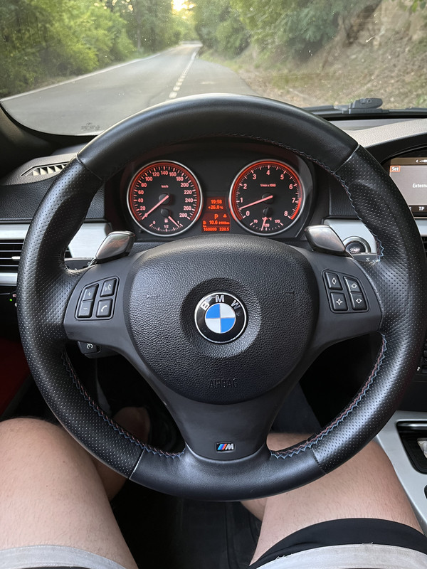 3224C5B2-61D9-4326-B5A4-8B81E22EB46A