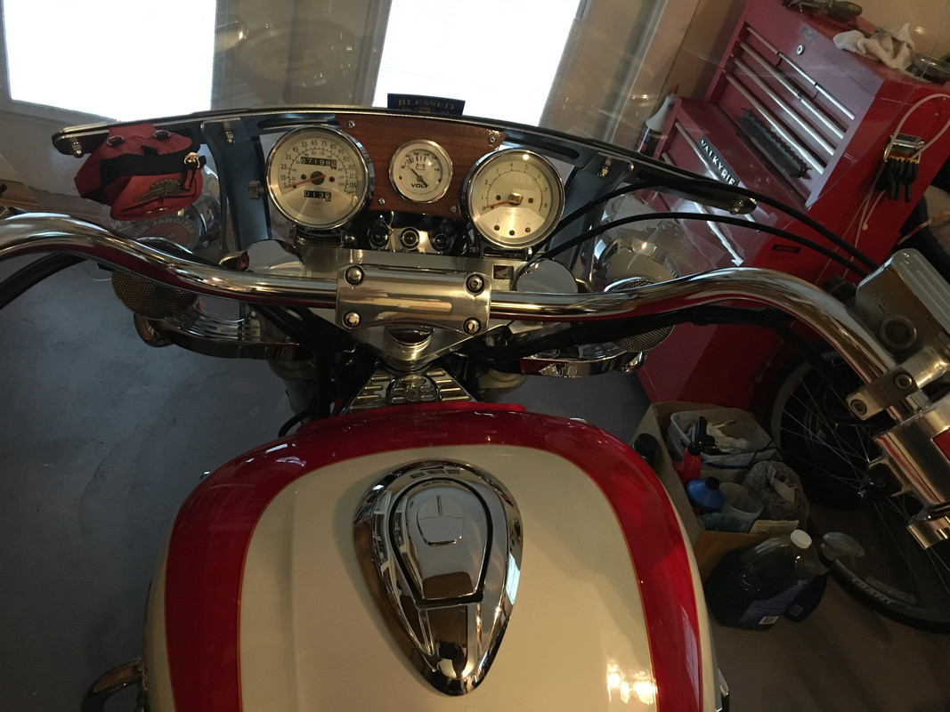 AD49706B-1F09-445E-B4DB-4FD4F39E4D43