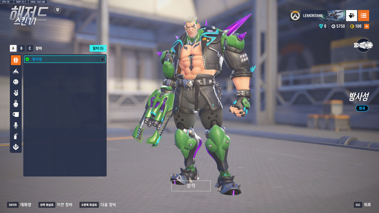 ScreenShot_25-10-14_23-58-36-000