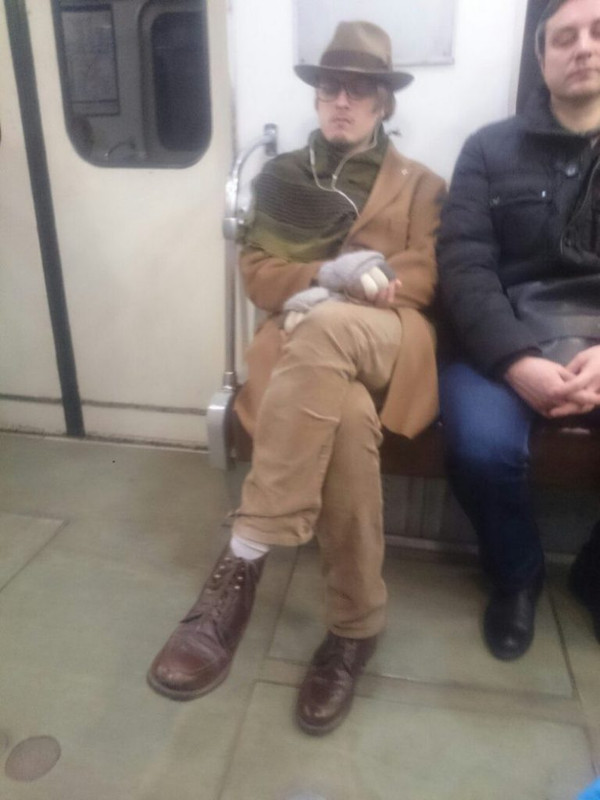 25 пассажиров метро, глядя на которых так и хочется сказать: "Ой, мамочки, что это было?"