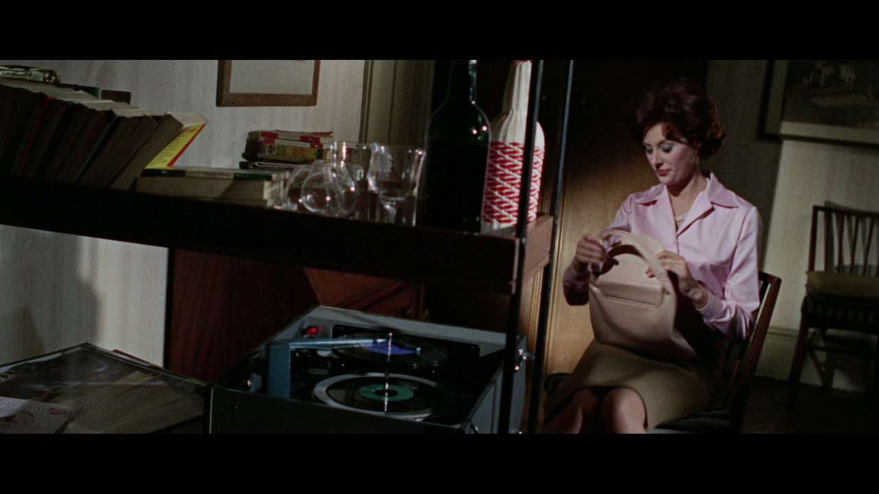 vlcsnap-2025-01-25-21h34m20s693