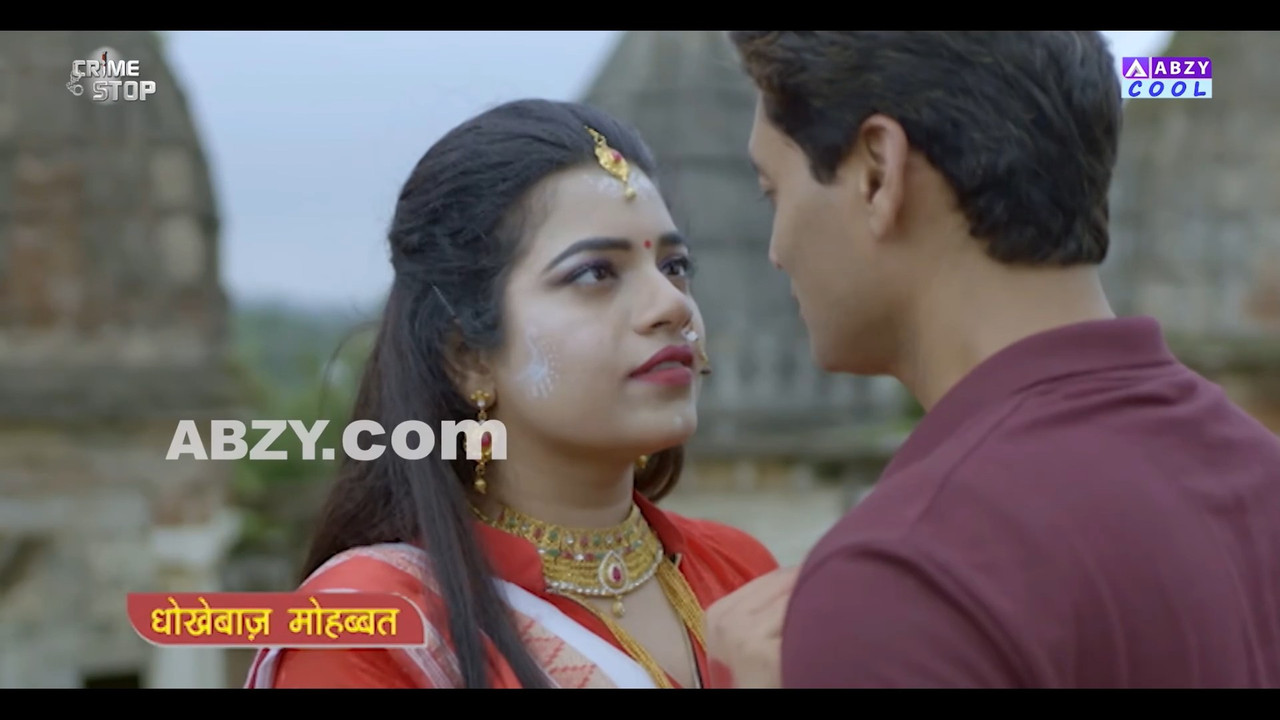 Sexy serial actress naveladn boobs in white and red saree  from crime series.mp4_snapshot_00.29.409