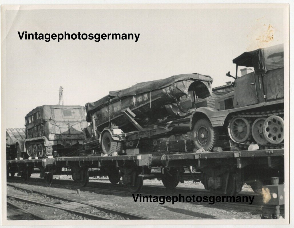 Foto 1944 WH Halbkette SdKfz Eisenbahn Pionier - Boot Anhänger Zug Lok